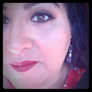 Meet your Posher, Carmen